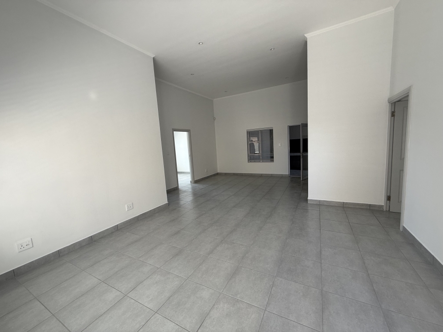 3 Bedroom Property for Sale in Hartenbos Heuwels Western Cape